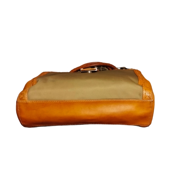 Rare Vintage Michael Kors Tan and Olive Green Shoulder Bag - Picture 7 of 12